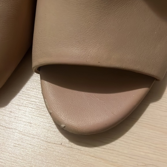 Leather heeled sandals from Bleecker and Bond - Picture 3 of 4